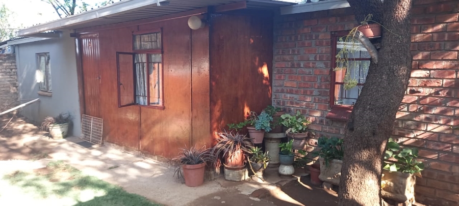 5 Bedroom Property for Sale in Bloemhof North West